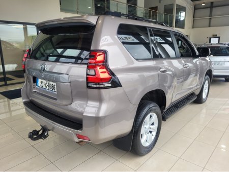 2023 Toyota Landcruiser LWB 2 SEAT COMM €42,950