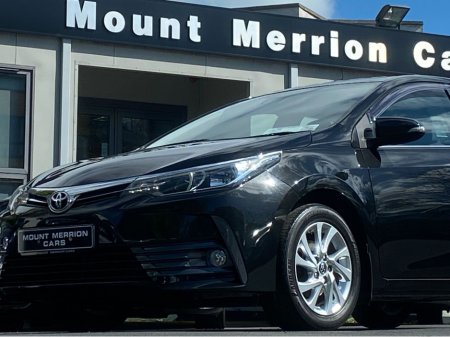 2017 Toyota Corolla - photo 2