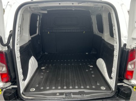 2021 Peugeot Partner PROFESSIONAL PLUS (Price ex vat) €11,950 thumbnail