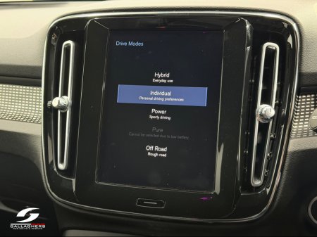 2020 Volvo XC40 - thumbnail 36