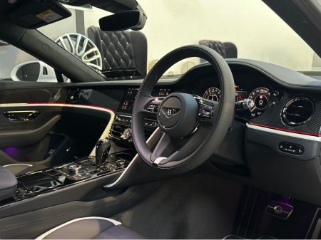 2025 Bentley Flying Spur - thumbnail 16