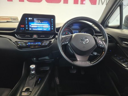2017 Toyota C-HR - thumbnail 7