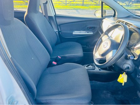 2015 Toyota Yaris DBA-KSP130 5DR AUTO €9,650 thumbnail