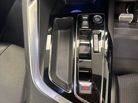 2024 Peugeot 5008 - thumbnail 16