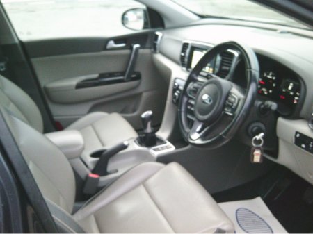 2017 Kia Sportage NCT 2027,€200 TAX, LEATHER  HEATED SEATS, REVERSE CAMERA, CRUISE, TAXED , LOW KMS. €15,999 thumbnail