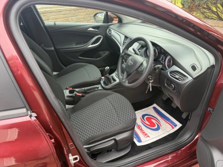 2018 Opel Astra - thumbnail 13