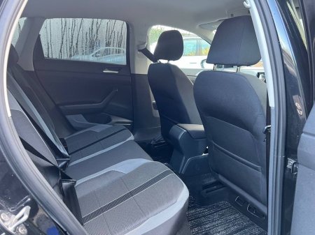 2018 Volkswagen Polo COMFORTLINE 1.0 TSI // LOW MILEAGE // APPLE CARPLAY/ANDROID AUTO // REVERSE CAMERA €15,700 thumbnail