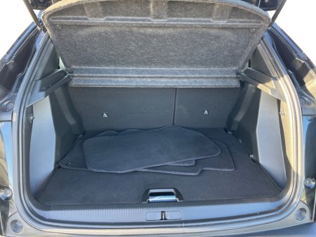 2022 Peugeot 2008 ACTIVE 1.2 100 4DR €19,900 thumbnail