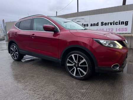 2015 Nissan Qashqai 1.5 SVE DAP + GLASS ROYALE ROOF E 4DR €9,800 thumbnail