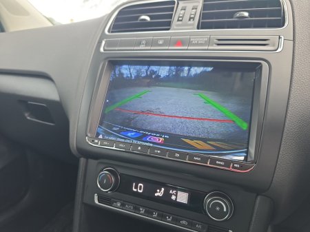 2017 Volkswagen Polo - thumbnail 8