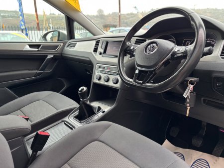 2014 Volkswagen Golf Plus - thumbnail 5