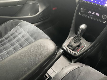 2016 Volkswagen Polo - thumbnail 25