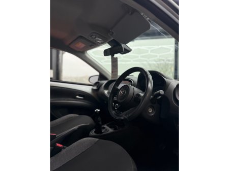 2023 Toyota Aygo X X PULSE 4DR €14,950 thumbnail