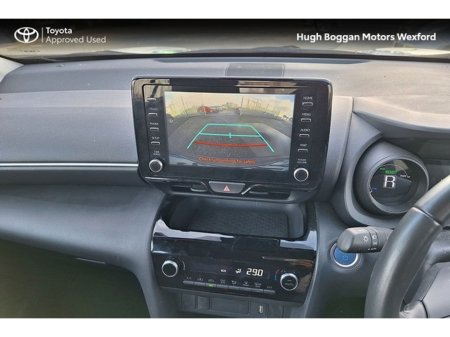 2023 Toyota Yaris Cross LUNA HYBRID, NICE LOW MILEAGE! €26,995 thumbnail