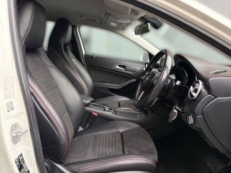 2015 Mercedes-Benz GLA Class - thumbnail 7