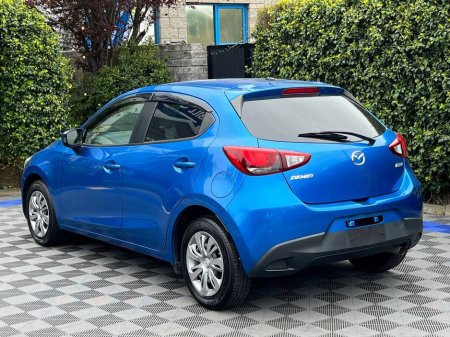 2016 Mazda Demio - thumbnail 5