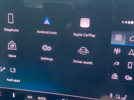 2025 Audi A5 Avant TFSi-e S-Line Quattro Auto €61,900 thumbnail