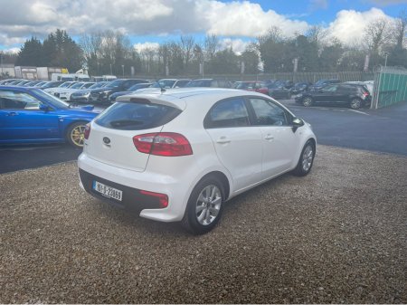 2015 Kia Rio - thumbnail 5