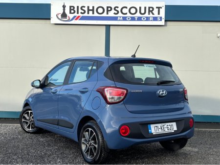 2017 Hyundai i10 DELUXE 4DR €9,450 thumbnail