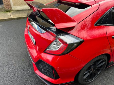 2019 Honda Civic 1.5 i-TECH 180bhp S Design €16,950 thumbnail