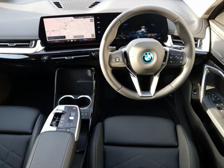 2026 BMW iX1 - photo 5