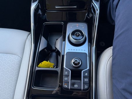 2023 Kia Sorento 2.2D 5Seater Excellent Condition! €45,900 thumbnail