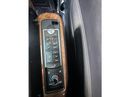 2015 Toyota Alphard - thumbnail 26