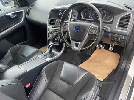 2016 Volvo XC60 2.0 D4 R-Design Nav SUV 5dr Diesel Auto Euro 6 (s/s) (190 ps) thumbnail