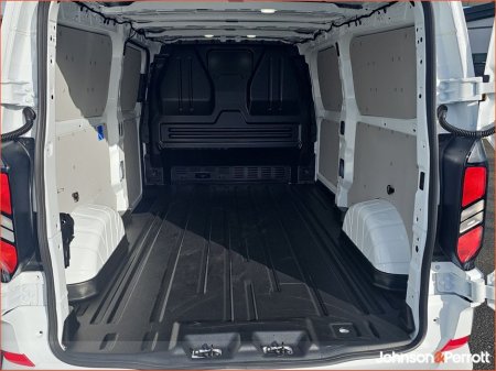 2026 Ford Transit Custom Limited Long Wheelbase €36,950 thumbnail