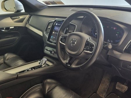 2023 Volvo XC90 - thumbnail 3