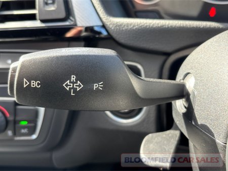 2015 BMW 3 Series - thumbnail 28