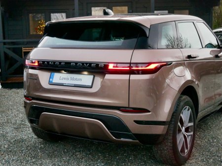 2025 Land Rover Range Rover Evoque 1.5 I3 PHEV 269 PS Dynamic SE €59,950 thumbnail
