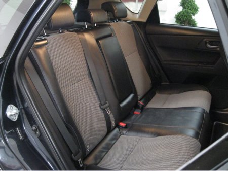 2016 Toyota Auris - thumbnail 17