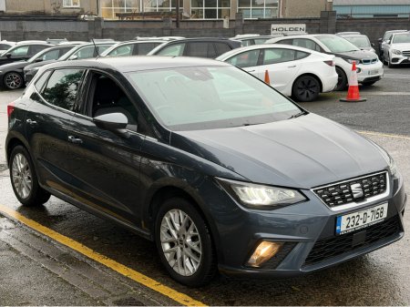 2023 SEAT Ibiza Folding Mirrors...Background Lighting €17,400 thumbnail