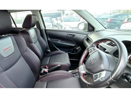 2013 Suzuki Swift - thumbnail 31