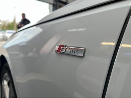 2018 Audi A4 - thumbnail 7