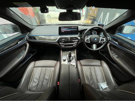 2020 BMW 5 Series - thumbnail 20