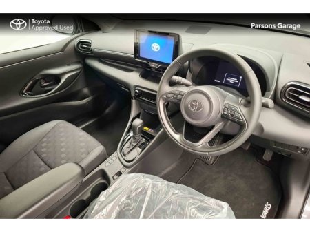 2026 Toyota Yaris - thumbnail 7