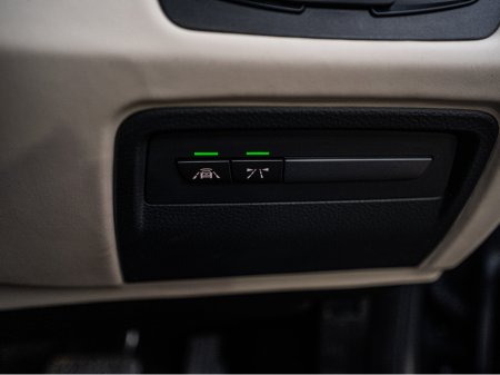 2017 BMW 4 Series 2017 BMW 420d M-Sport/1 owner/FSH/1yr warranty €27,888 thumbnail