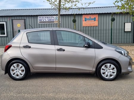 2015 Toyota Yaris - photo 6