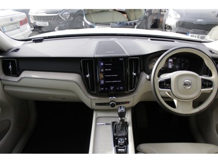 2020 Volvo XC60 - thumbnail 19