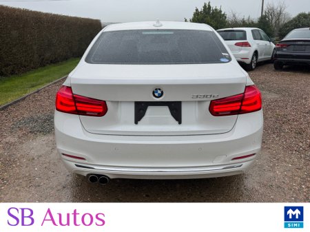 2017 BMW 3 Series - thumbnail 8