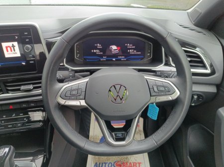 2023 Volkswagen T-Roc 2.0 TDI 150HP R-Line DSG Auto 7sp €35,995 thumbnail