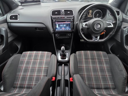 2012 Volkswagen Polo - thumbnail 18