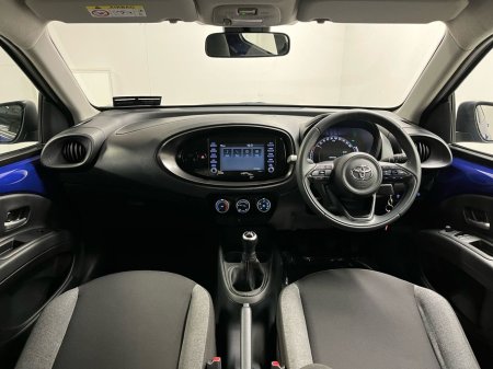 2023 Toyota Aygo X Pulse 1.0 - Reversing Camera - Air-Conditioning - Cruise Control - Auto Lights/Wipers - Apple CarPlay/Android Auto €17,950