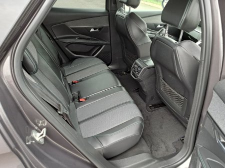 2023 Peugeot 3008 - thumbnail 15