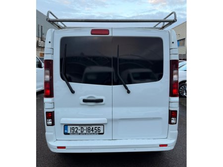 2019 Renault Trafic High Spec €13,617 thumbnail