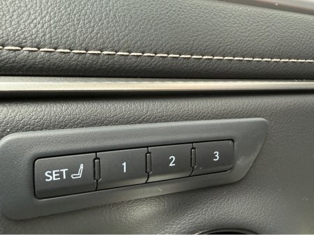 2024 Lexus ES 300 H F SPORT ES 300H 4DR AUTO €48,950 thumbnail