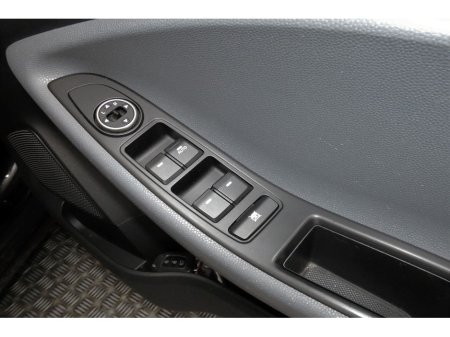 2017 Hyundai i20 1.2 ACTIVE DELUXE 5SPD *BI-TONE INTERIOR* €10,890 thumbnail