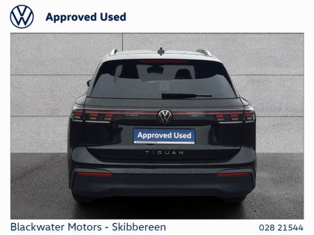 2025 Volkswagen Tiguan - thumbnail 14